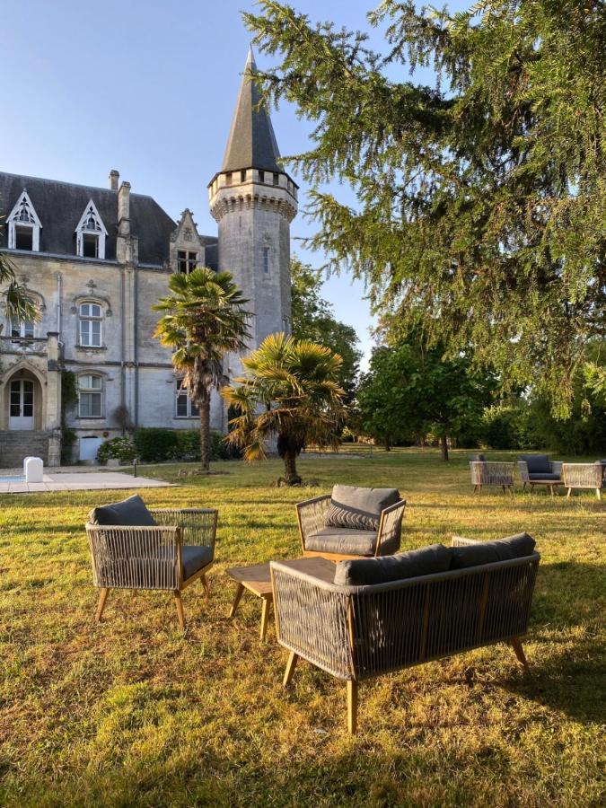 Chateau Borgeat De Lagrange - Privatisation Blaye Exterior photo